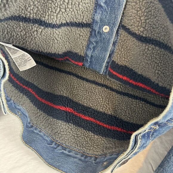 Levi’s Trucker Denim Striped Sherpa Jacket Size Small Mid Wash 576960000 - Picture 6 of 9